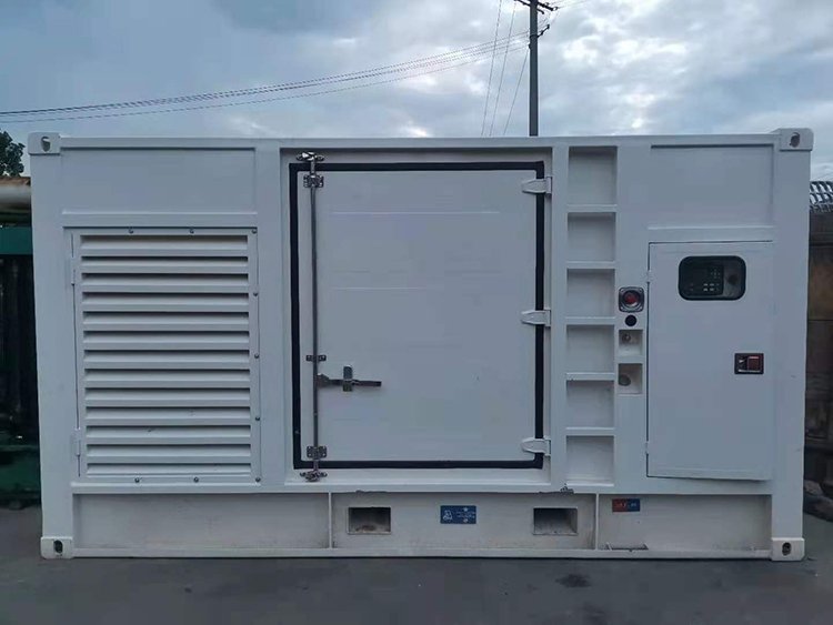 前进电动机的启动电流过大可能会对电网造成什么影响？